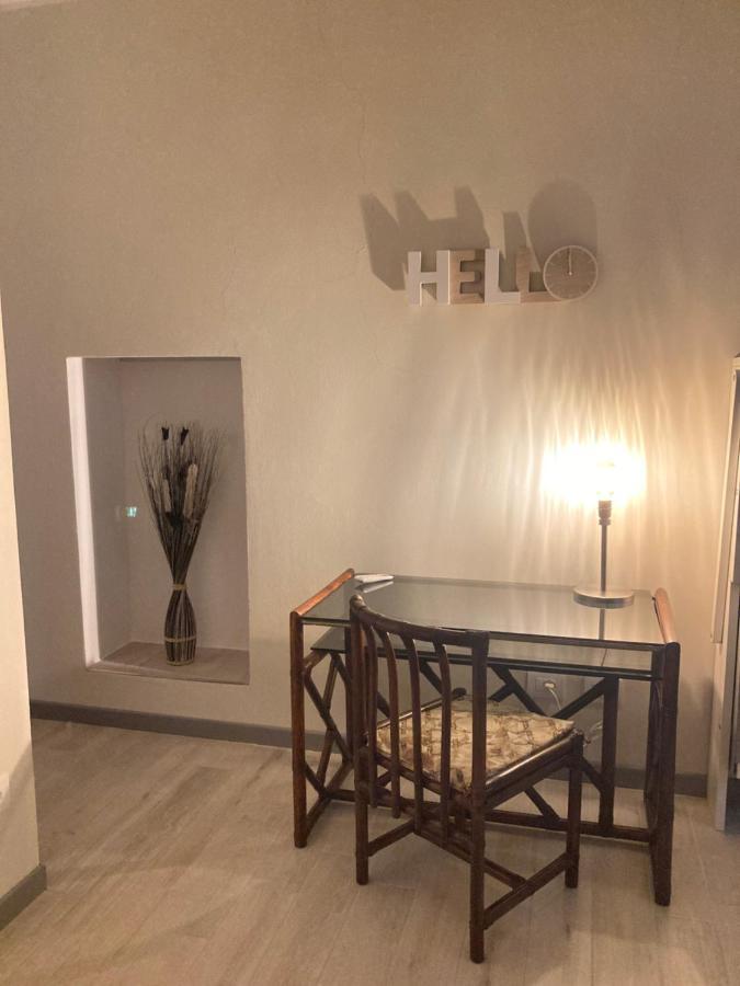 Bed and Breakfast Il Cortile Di Greta Лу Экстерьер фото