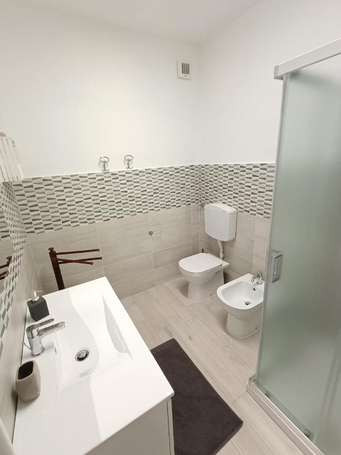 Bed and Breakfast Il Cortile Di Greta Лу Экстерьер фото