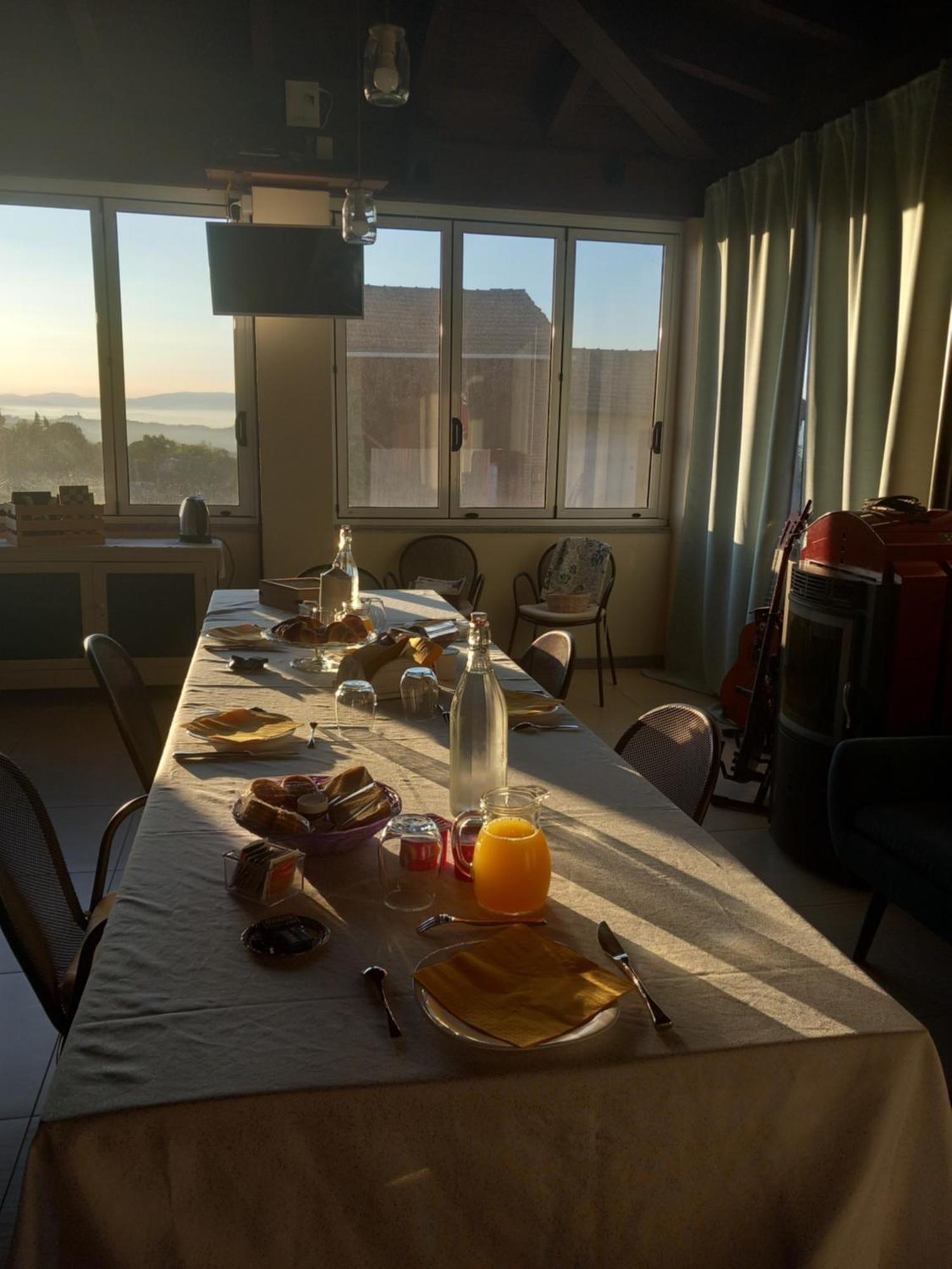 Bed and Breakfast Il Cortile Di Greta Лу Экстерьер фото